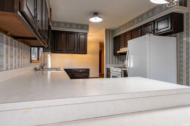 60196 Surrey Lane, Elkhart, IN 46517
