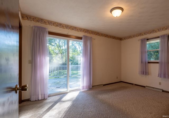 60196 Surrey Lane, Elkhart, IN 46517