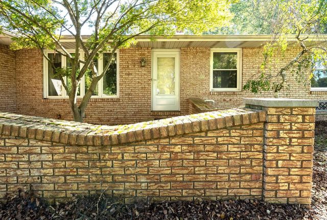 60196 Surrey Lane, Elkhart, IN 46517
