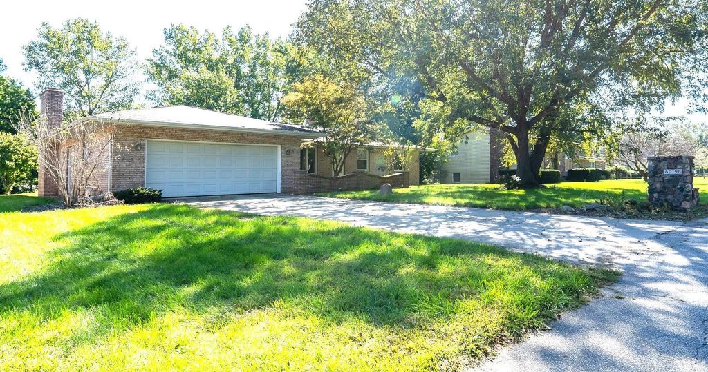 60196 Surrey Lane, Elkhart, IN 46517