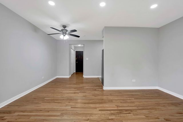 3161 N Cambridge Avenue 308, Chicago, IL 60657