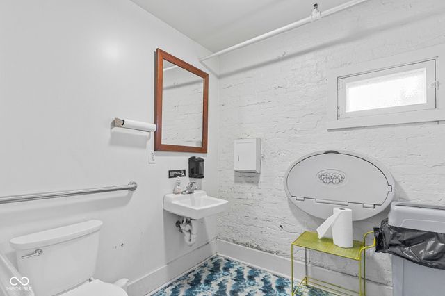 217 E Main Street, Madison, IN 47250