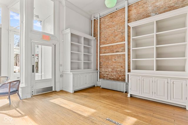 217 E Main Street, Madison, IN 47250