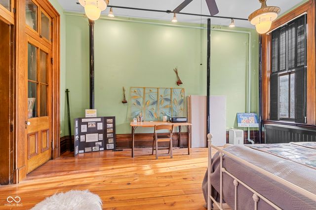 217 E Main Street, Madison, IN 47250