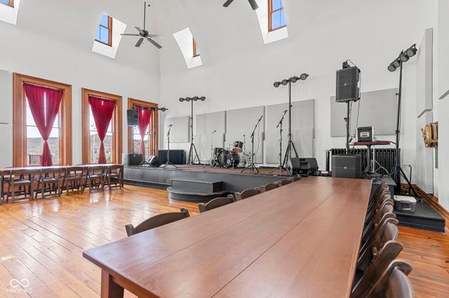 217 E Main Street, Madison, IN 47250