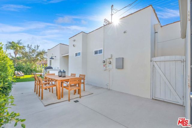 12941 Ferndale Avenue, Los Angeles, CA 90066