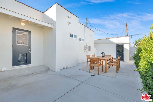 12941 Ferndale Avenue, Los Angeles, CA 90066