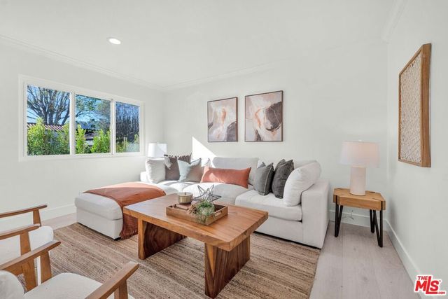 12941 Ferndale Avenue, Los Angeles, CA 90066