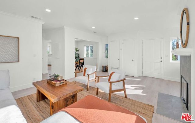 12941 Ferndale Avenue, Los Angeles, CA 90066