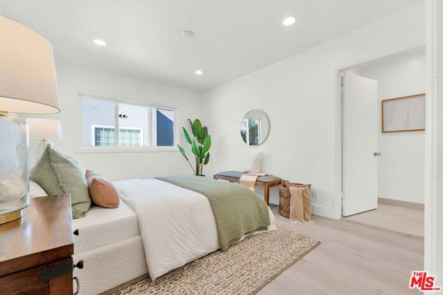 12941 Ferndale Avenue, Los Angeles, CA 90066