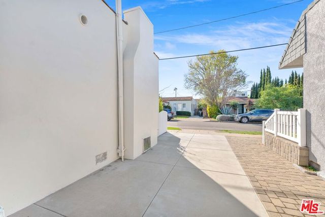 12941 Ferndale Avenue, Los Angeles, CA 90066
