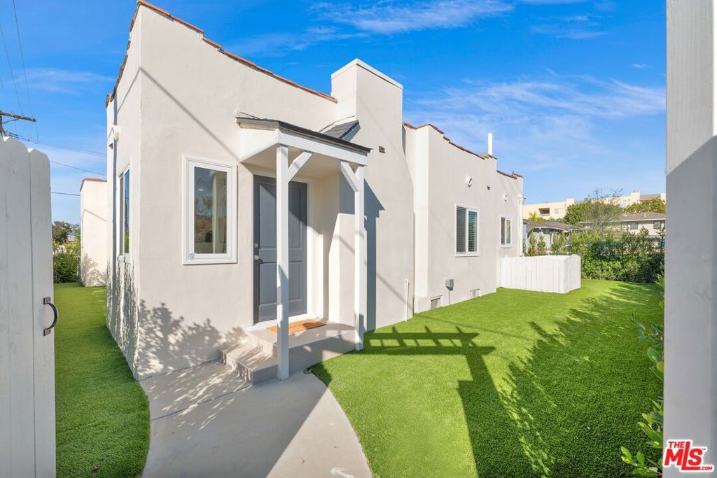 12941 Ferndale Avenue, Los Angeles, CA 90066