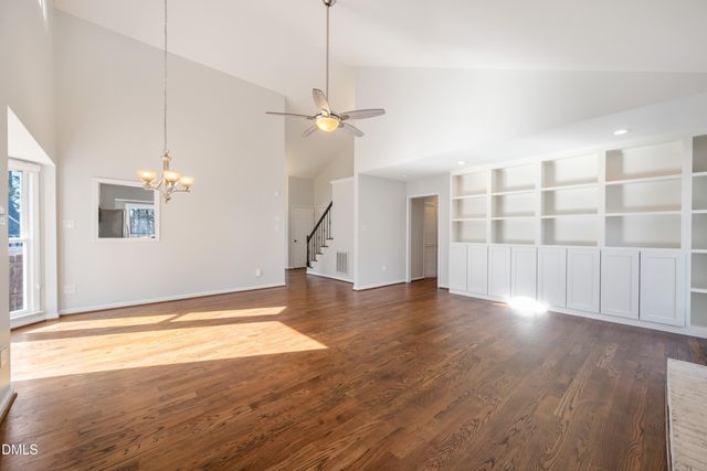 1117 Oakside Court, Raleigh, NC 27609