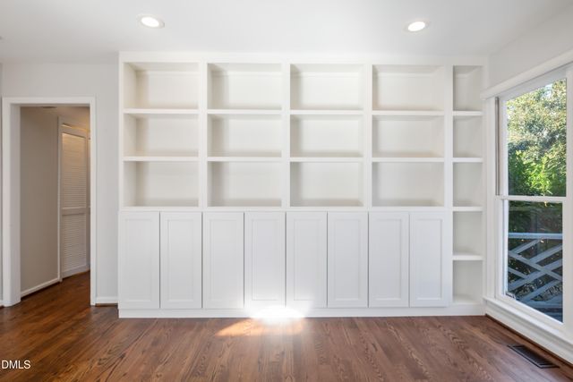 1117 Oakside Court, Raleigh, NC 27609