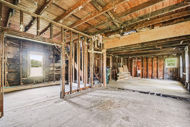 26663 Main Street, Edwardsburg Vllg, MI 49112