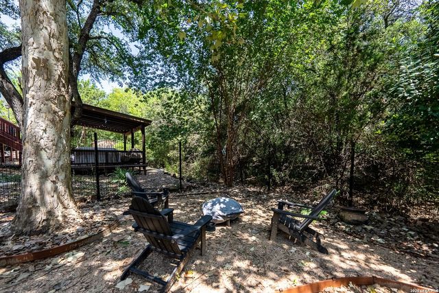 16502 Loma Landing, Helotes, TX 78023