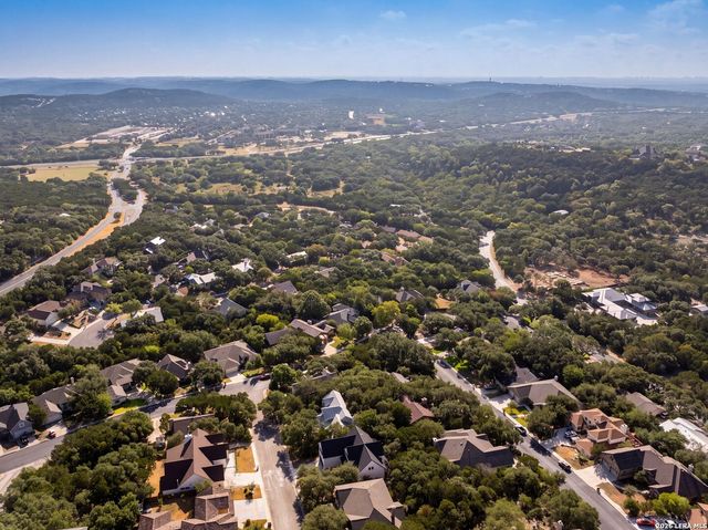 16502 Loma Landing, Helotes, TX 78023