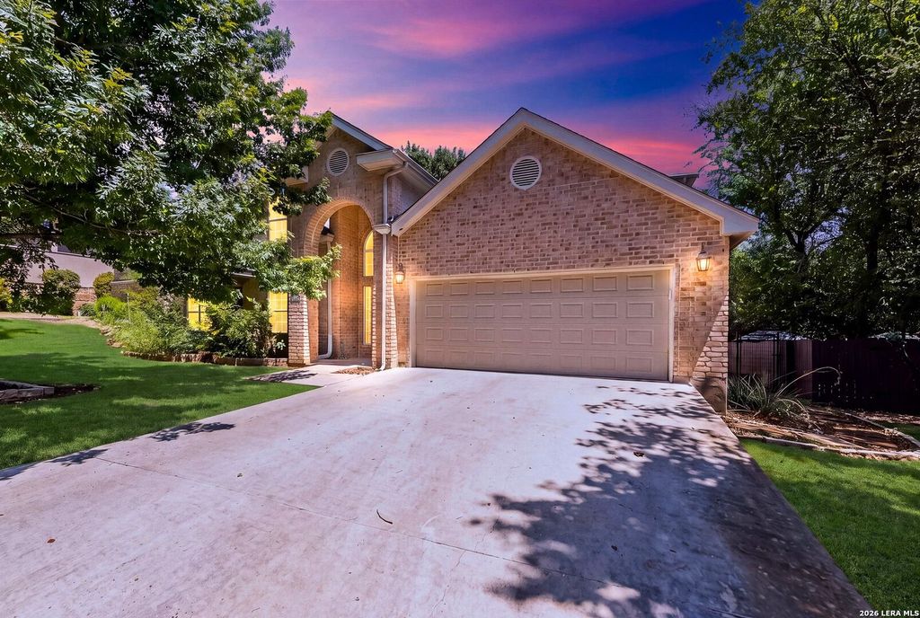 16502 Loma Landing, Helotes, TX 78023