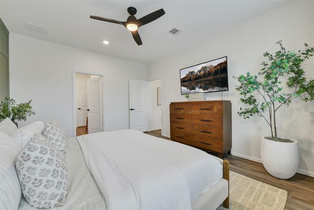 2001 Penwern Alley Lane, League City, TX 77573