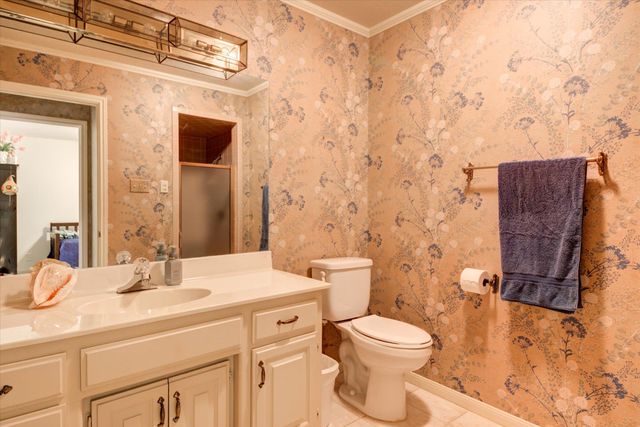 115 Firestone PL, Meadowlakes, TX 78654