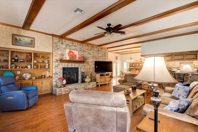 115 Firestone PL, Meadowlakes, TX 78654