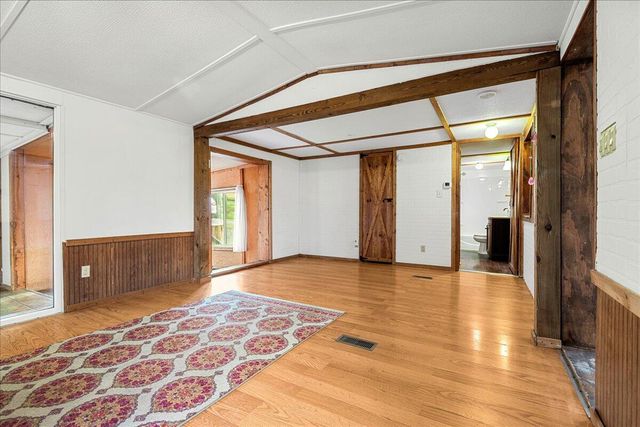 97 Circle Lane, Burnside, KY 42519