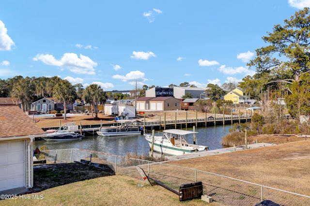 109 Gull Drive, Sneads Ferry, NC 28460