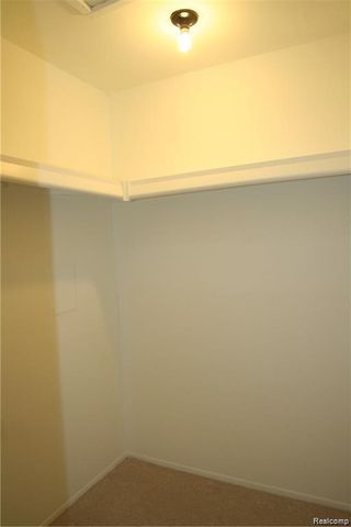 20871 E Glen Haven Circle, Northville, MI 48167