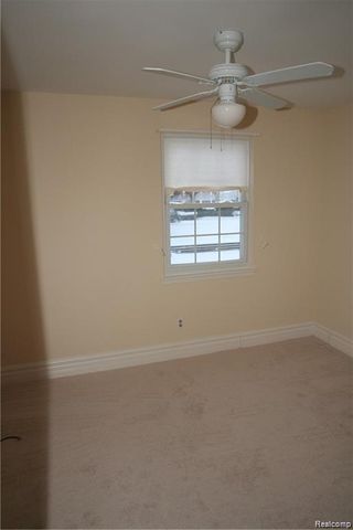 20871 E Glen Haven Circle, Northville, MI 48167