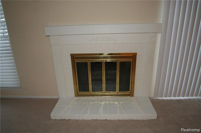 20871 E Glen Haven Circle, Northville, MI 48167