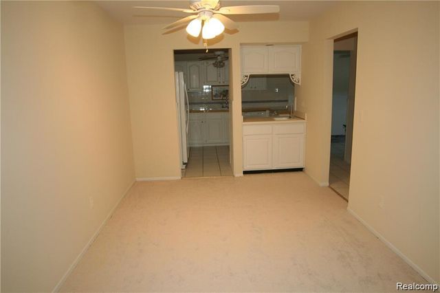 20871 E Glen Haven Circle, Northville, MI 48167
