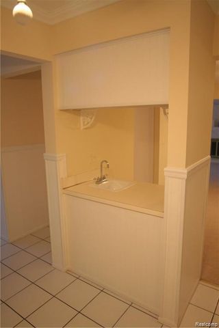 20871 E Glen Haven Circle, Northville, MI 48167