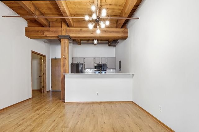 400 N 1st Street 502, Minneapolis, MN 55401