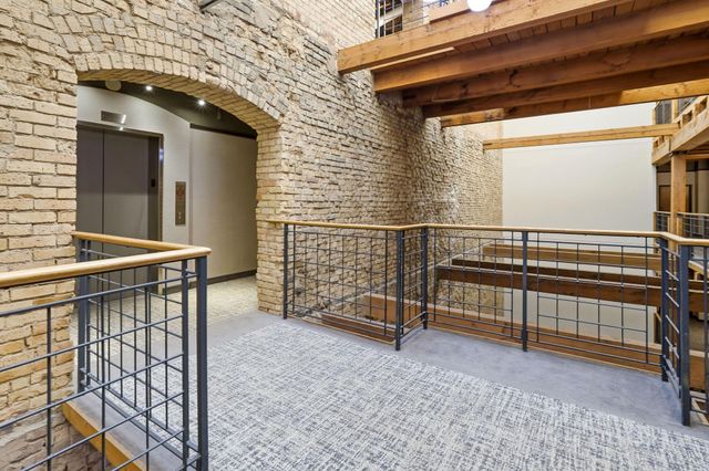 400 N 1st Street 502, Minneapolis, MN 55401