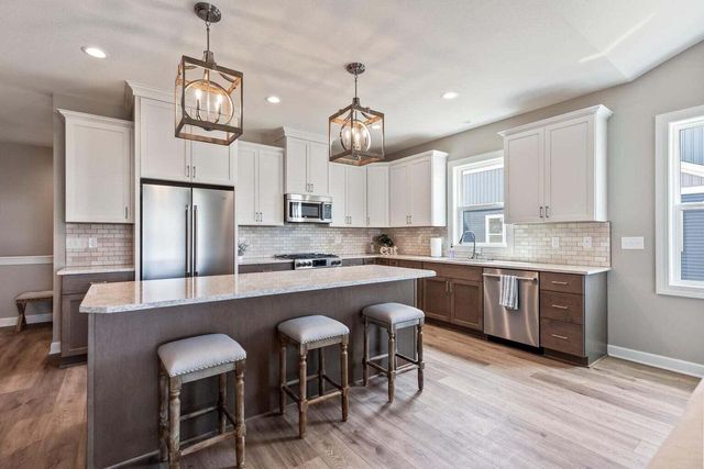 1538 Weston Ridge ROAD, Oconomowoc, WI 53066