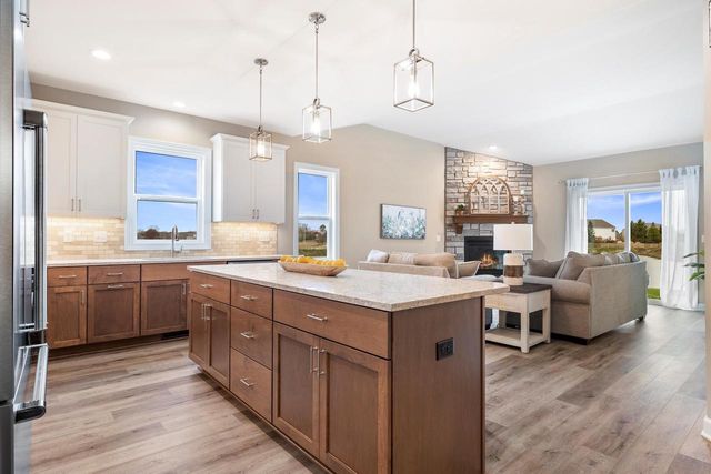 1538 Weston Ridge ROAD, Oconomowoc, WI 53066