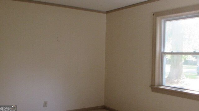 323 Lane Circle, Lagrange, GA 30240