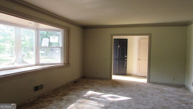 323 Lane Circle, Lagrange, GA 30240