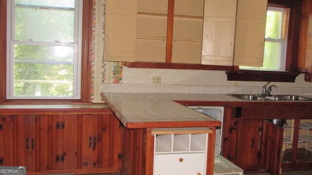 323 Lane Circle, Lagrange, GA 30240