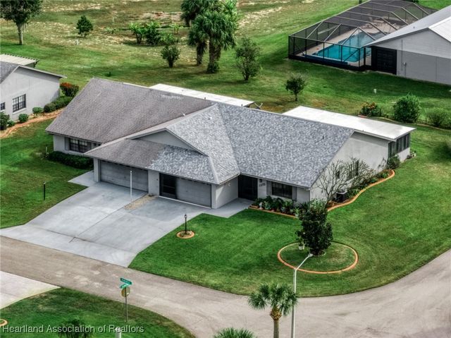 1625 E Orangewood Court, Sebring, FL 33825