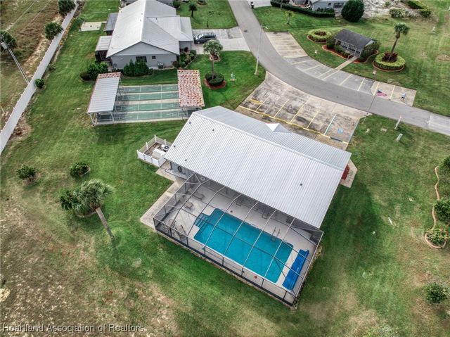 1625 E Orangewood Court, Sebring, FL 33825