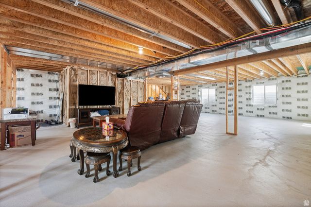 4817 W 50 S, West Point, UT 84015