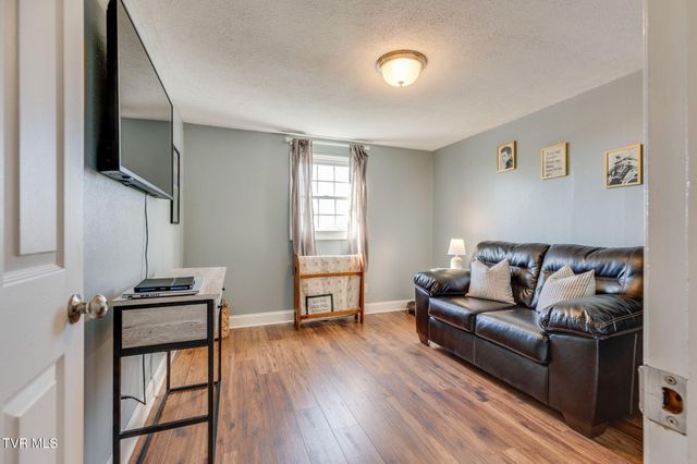 408 Claremont Road, Kingsport, TN 37660