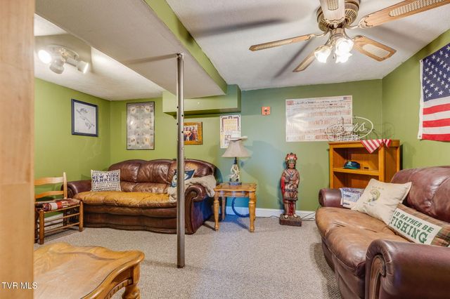 408 Claremont Road, Kingsport, TN 37660