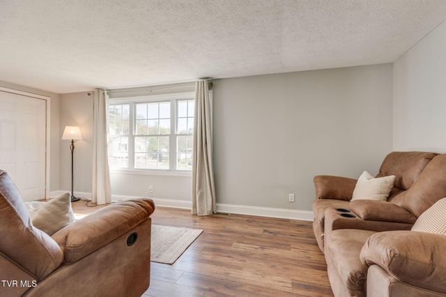 408 Claremont Road, Kingsport, TN 37660