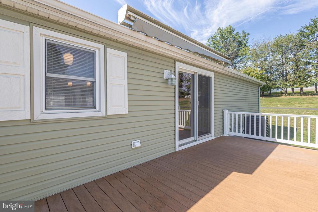 1004 FOX CHASE CT, North Wales, PA 19454