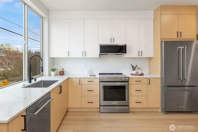 1155 NW 58th Street, Seattle, WA 98107