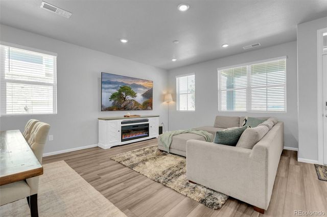 22150 E 8th Avenue, Aurora, CO 80018
