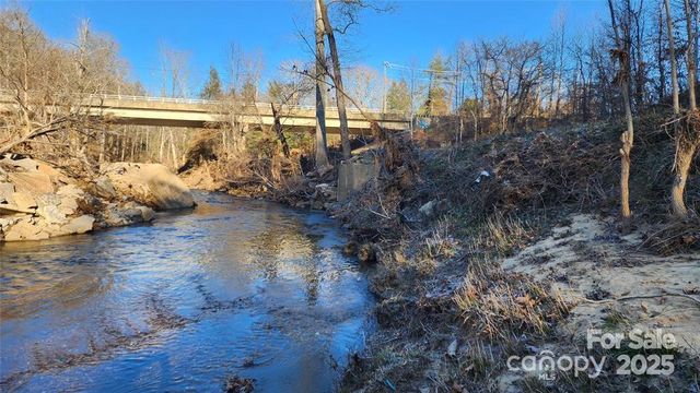 4 Coke Candler Lane, Candler, NC 28715