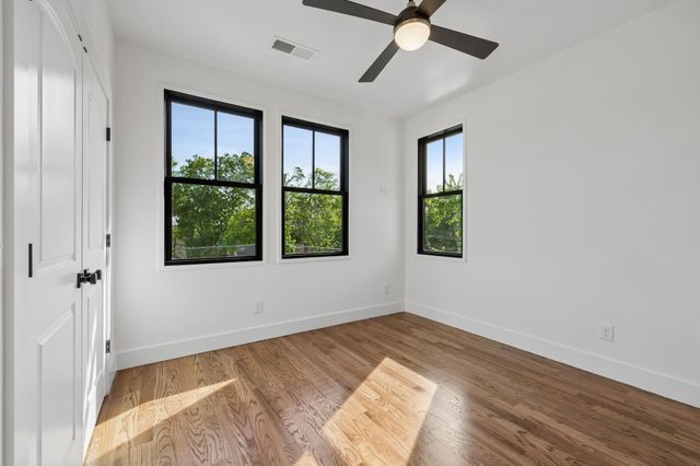 1109 Petway Ave, Nashville, TN 37206